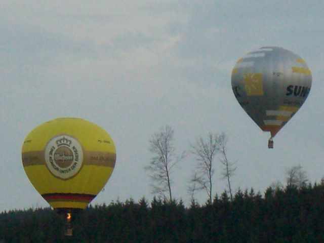 Ballon Habbel 25.04.10 002.jpg